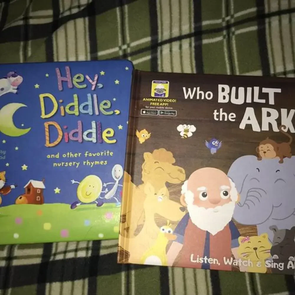 Kids Board Books‎ Who Built the Ark Hey Diddle Diddle